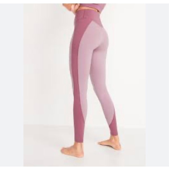 Old Navy Active Extra High-Waisted PowerChill Two-Tone Compression Leggings 4X - Picture 4 of 12